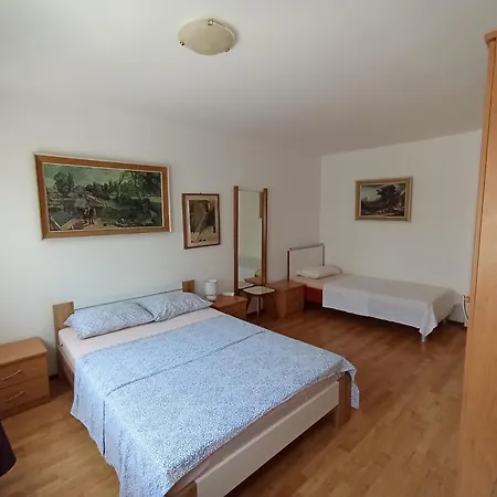 בית הארחה With Wifi - 23254 3*